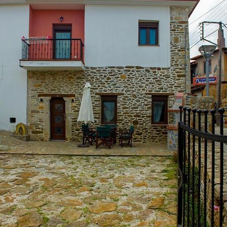 To Petrino Holidays House Metagkitsi Екстер'єр фото