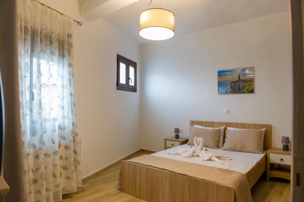 To Petrino Holidays House Metagkitsi Екстер'єр фото