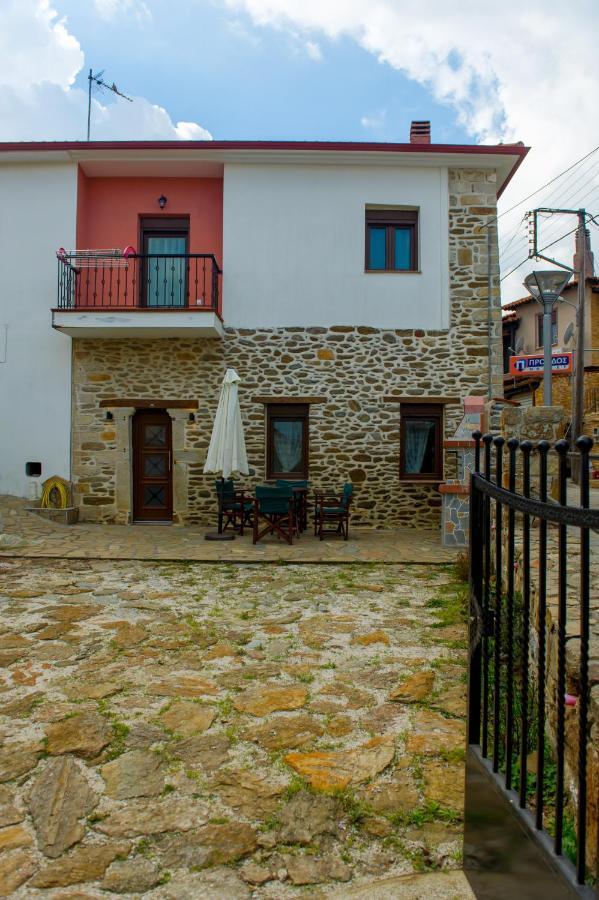 To Petrino Holidays House Metagkitsi Екстер'єр фото